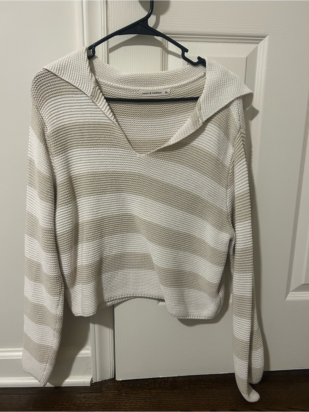 moon & madison White and Tan Striped V-Neck Sweater